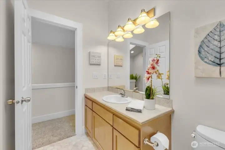Main jack and jill bath attached to primary