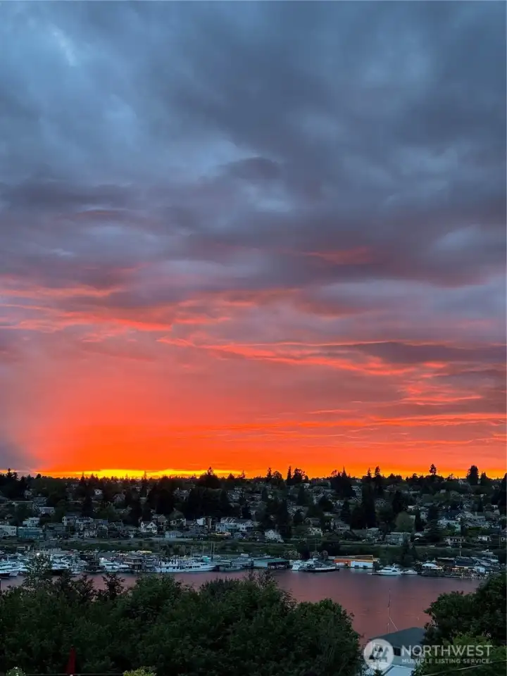 Unedited photo from Seller of sunset from bedroom window