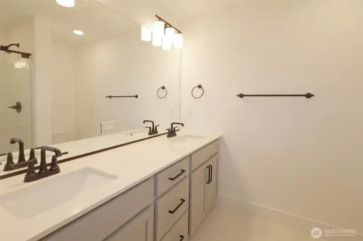 Fully completed move-in ready homesite 1703 Fully completed move-in ready homesite 1703