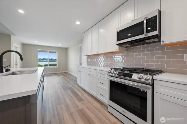 Photos are from a previously built home. Photos are from a previously built home.