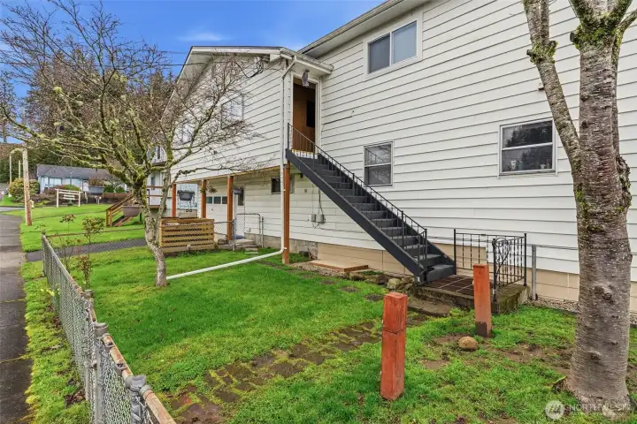 Nice yard with mature trees & shrubs.