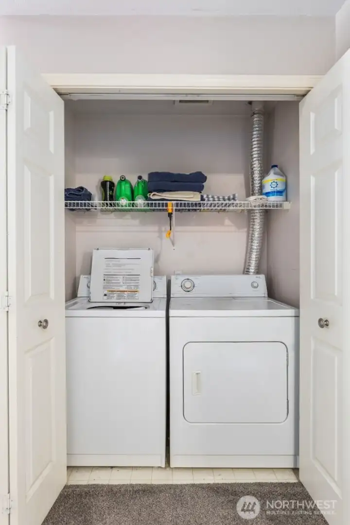 washer dryer included