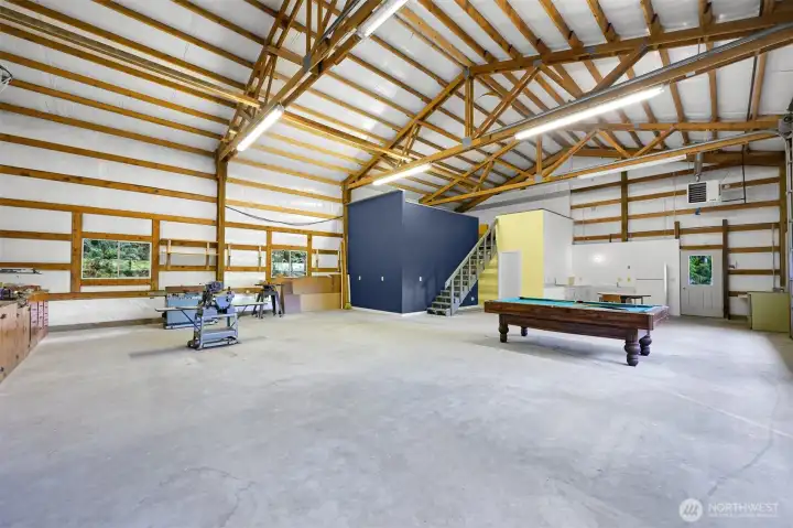 Shop with loft and kitchen area