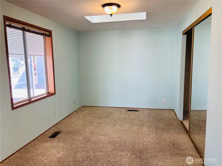 Bedroom/Flex room