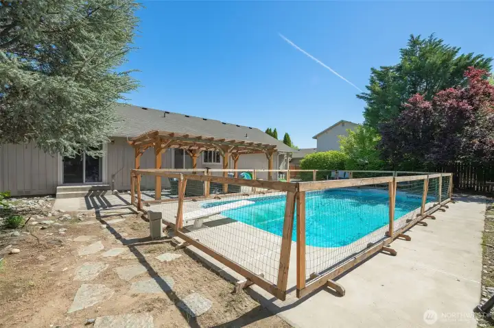Perfect size in ground pool!