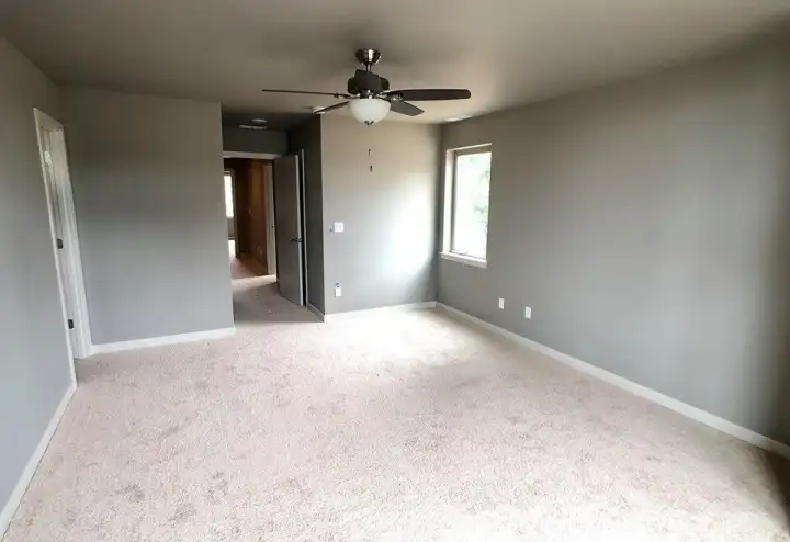 Photos were taken prior to tenants occupancy