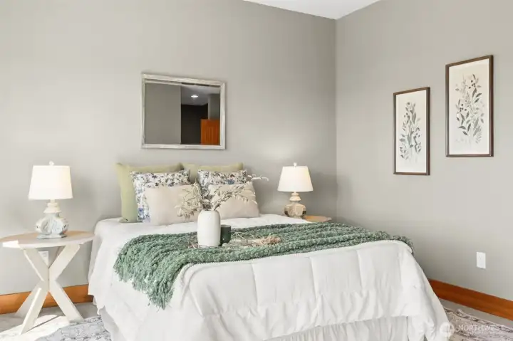 All bedrooms have new plush carpeting