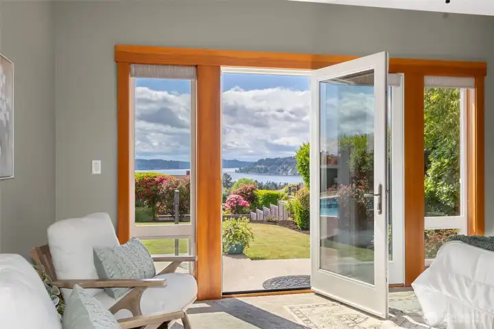 Primary suite with views and access to backyard