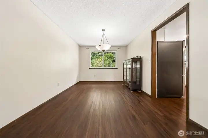 Extended table space for holiday entertaining!