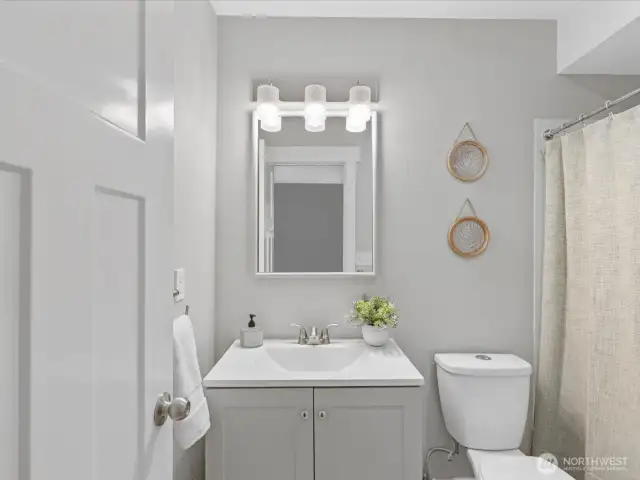 Primary Bedroom ensuite