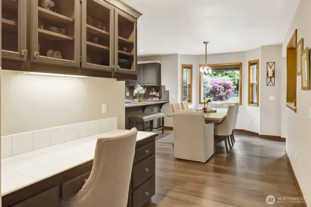 built in desk or make it a wine bar/ coffee stand