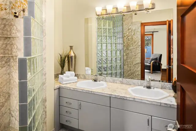 Primary bath.