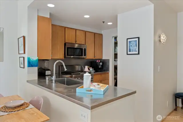Custom stainless countertops with integrated sink ny Metal Masters NW