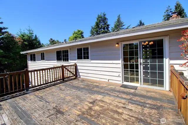 Deck.