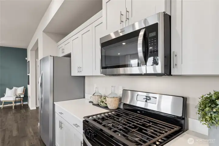 Photos are for representational purposes only.  Colors and finishes may vary.