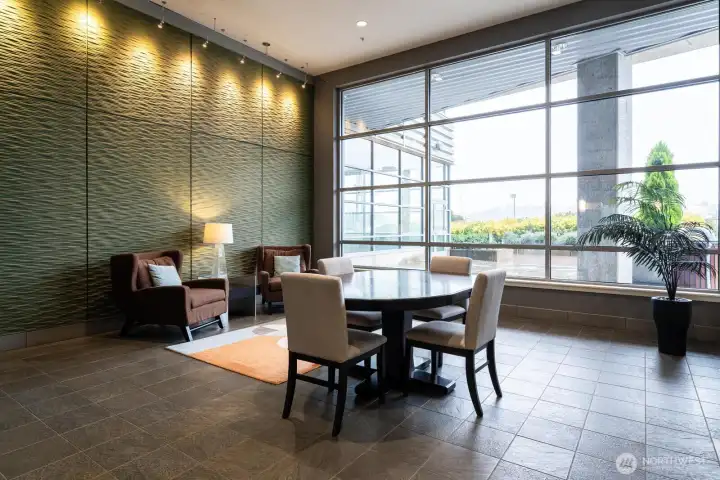 Conference / meeting room off of the lobby