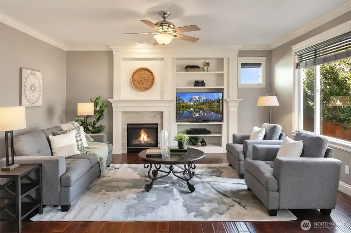 Spacious Family Room