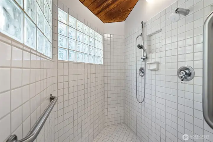 Shower room in the primary bath