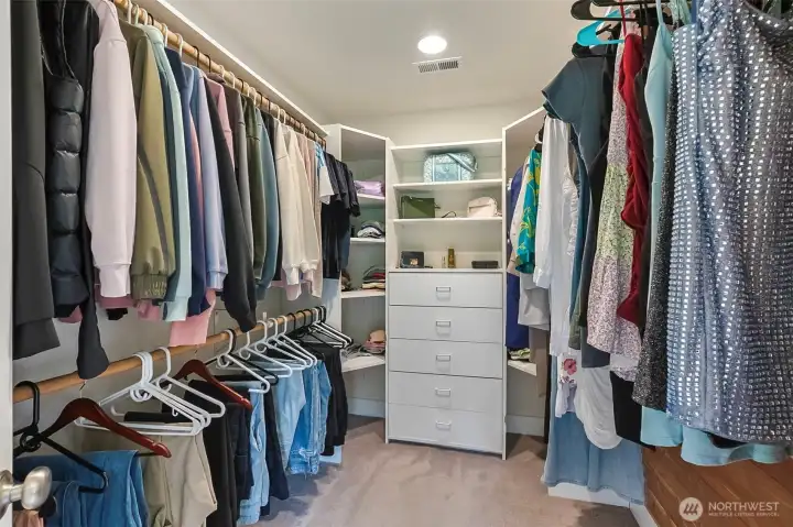 Walk In closet for master bedroom Walk In closet for master bedroom