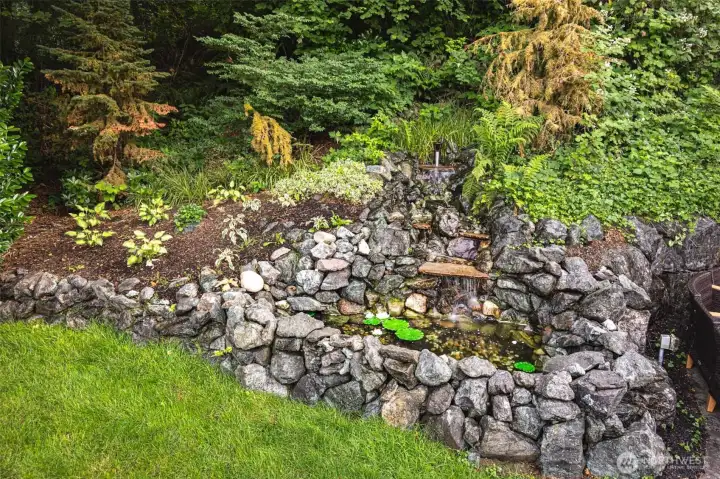 Beautiful Fountain in the backyard Beautiful Fountain in the backyard