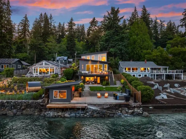 Welcome to the best of waterfront living on Bainbridge Island!