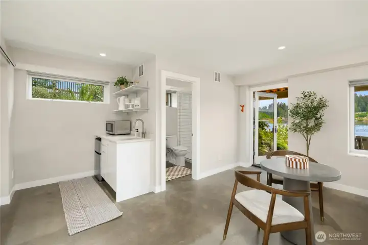 The lower level has polished concrete floors.