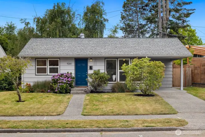 Discover a delightful 2 bedroom home that lives much larger than its footprint.