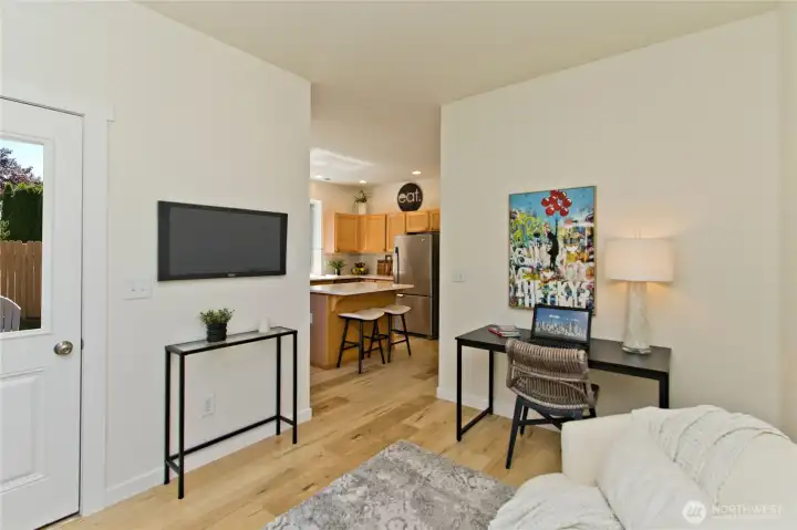 Office/Bonus room area. Office/Bonus room area.