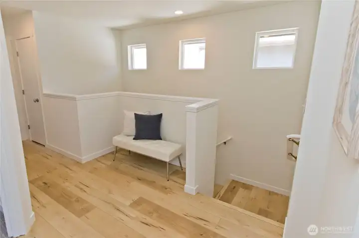 Landing and hall upstairs. Landing and hall upstairs.