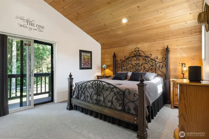 Primary Bedroom with vaulted ceilings Primary Bedroom with vaulted ceilings