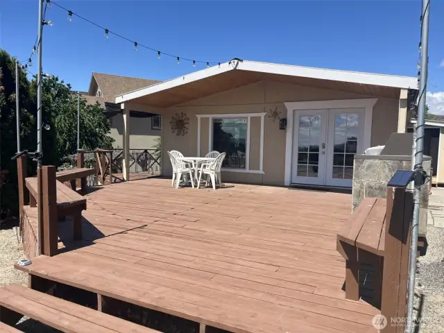 Front view of the house with big deck!