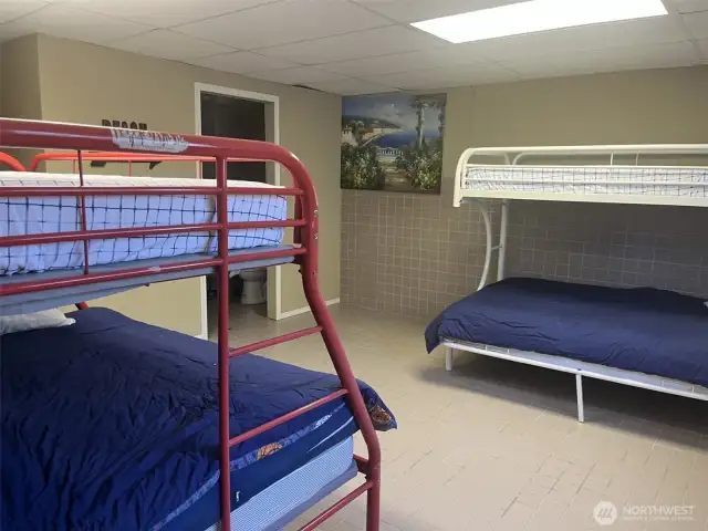 The bonus room can sleep up to 8 people.