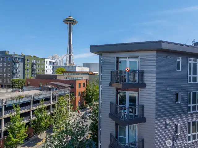 Top floor corner unit