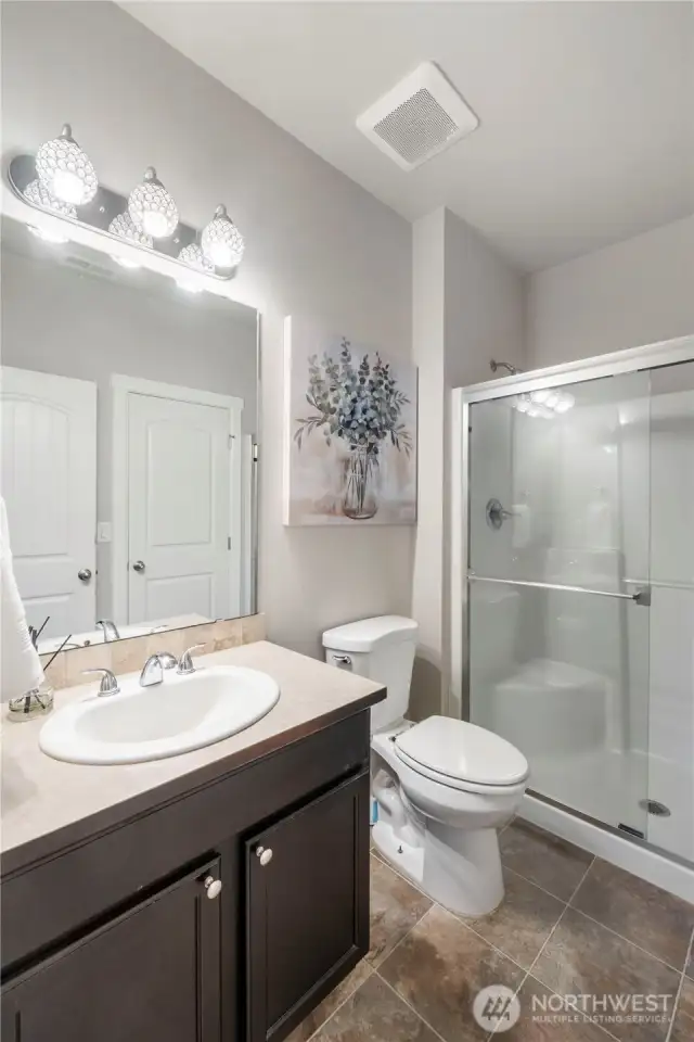 3/4 bath off office