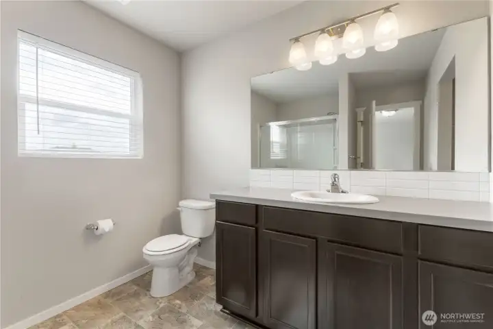 Primary bath