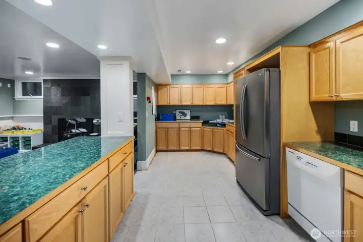 Lower Level - Kitchen