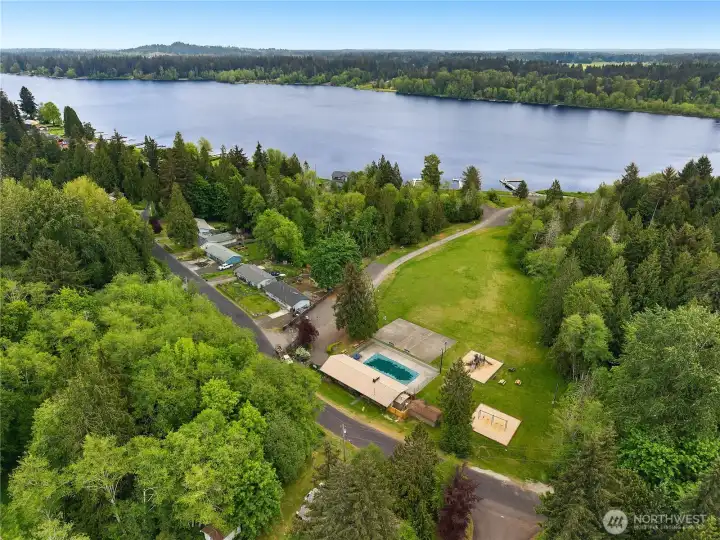 Evergreen Shores amenities sit along Black Lake with pool, park, beach, and recreation areas.