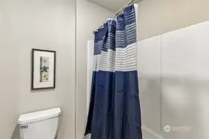 2nd full bath on upper level