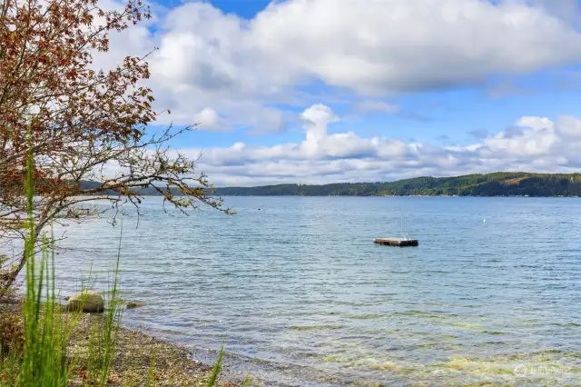 BONUS private beach access to Hood Canal