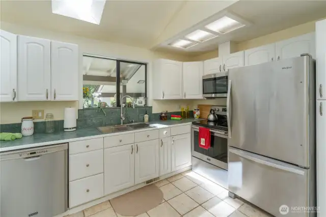 Kitchen Main Level
