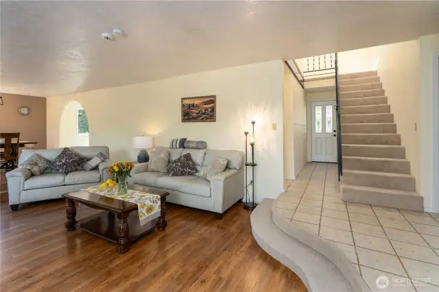 Living Room & Entry Main Level