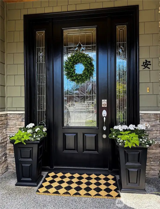 An invite entry covers front porch!