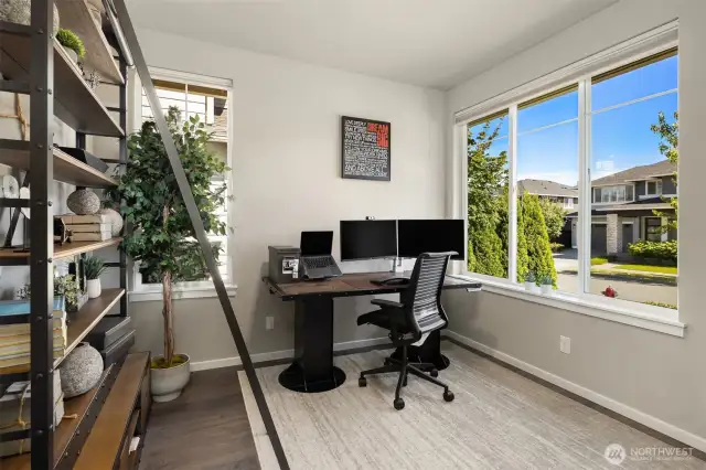 Main Floor Den/Office