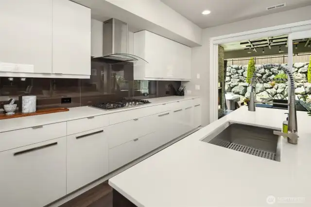 Kitchen with tons of storage