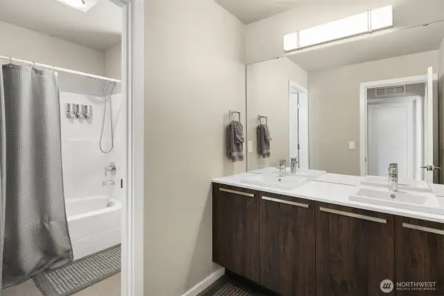 Upstairs Full Bath