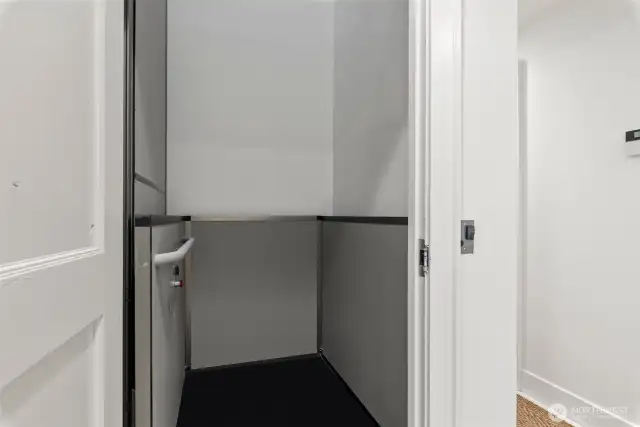 Elevator