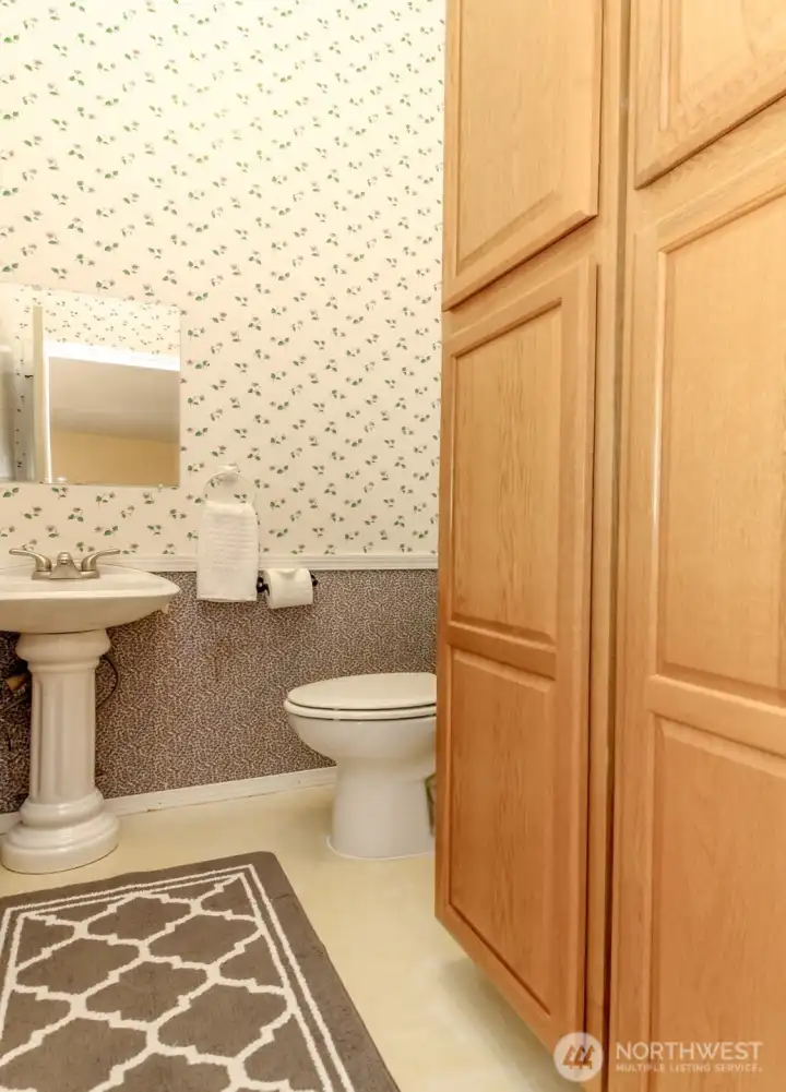 1/2 bath upstairs off Bonus & 4th Bedroom.
