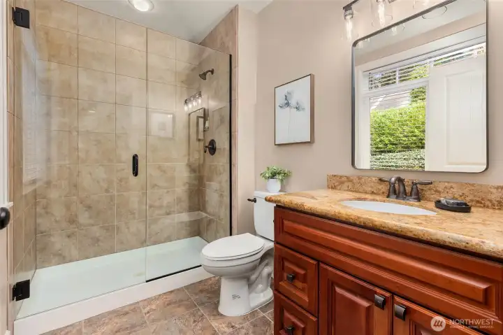 Main Floor Bath and Shower