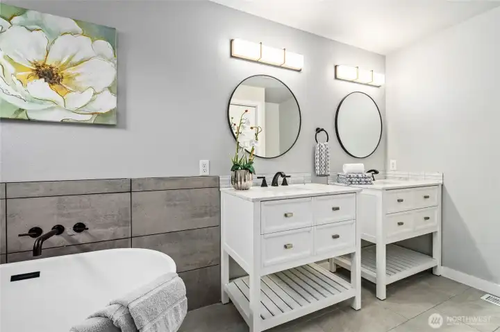Primary Luxury Bath with Double Vanities/Sinks
