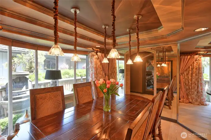 DINING ROOM WITH VIEWS DINING ROOM WITH VIEWS